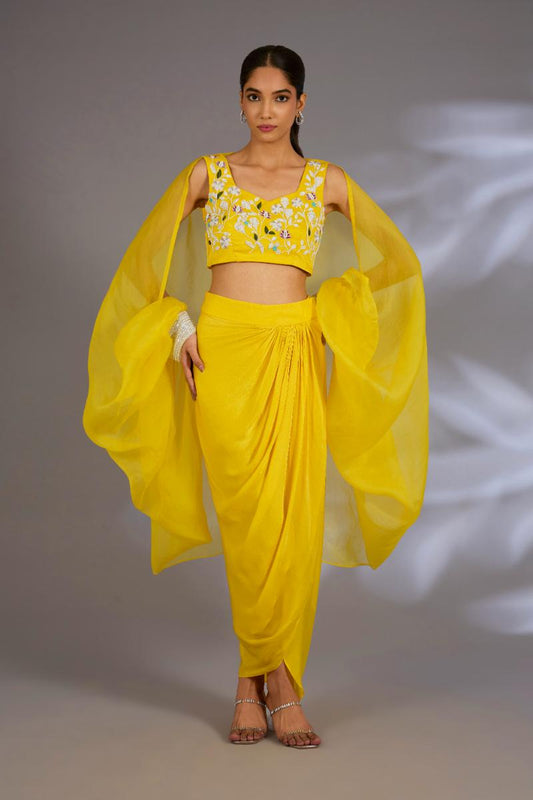 Yellow Cape Set
