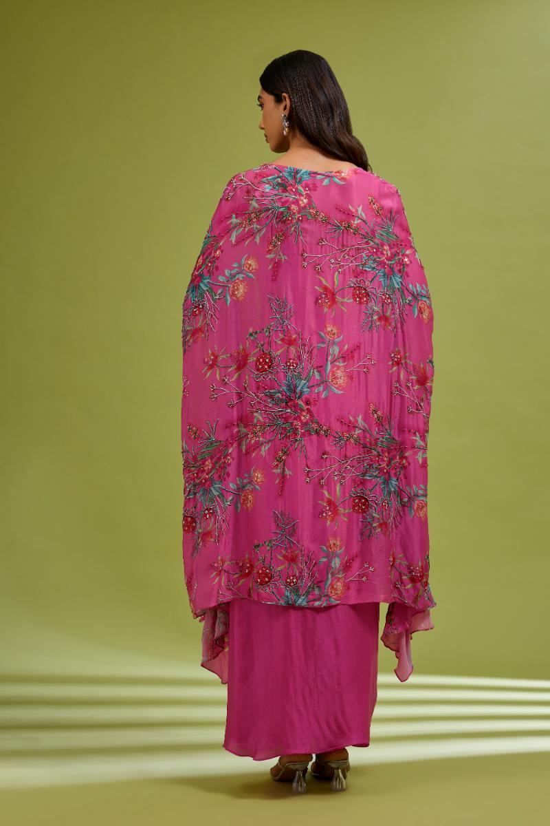 Fuchsia embroidered drape Set