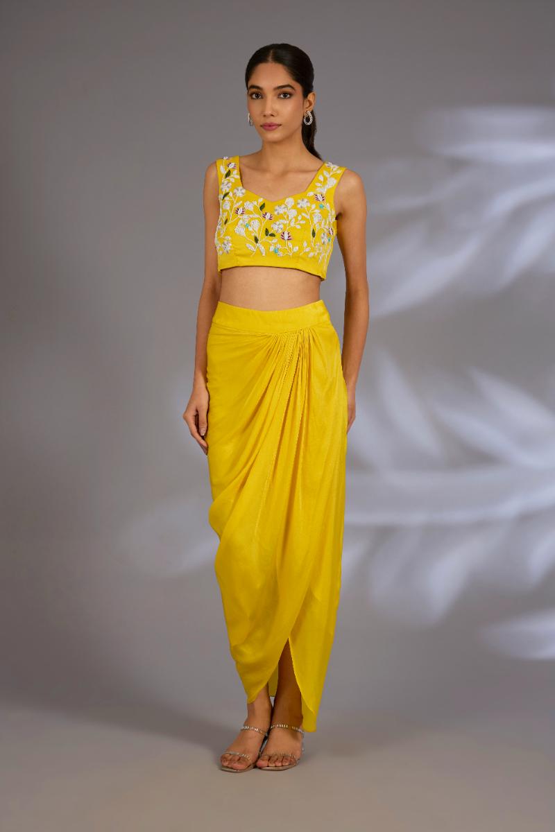 Yellow Cape Set